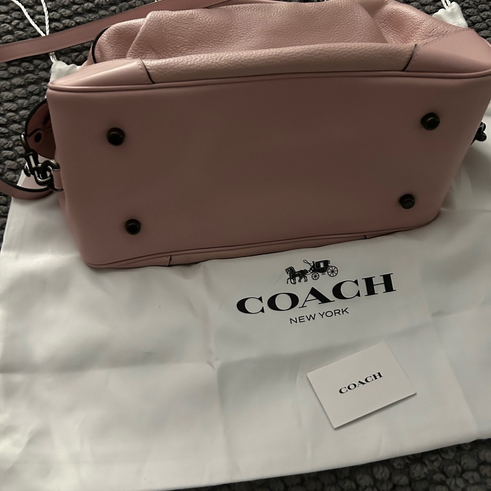 Coach Pink Shoulder Bag - Picture 3 of 8